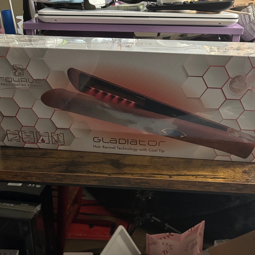 Gladiador Hair Straightener - Metallic Red